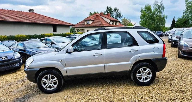 Kia Sportage cena 17500 przebieg: 199000, rok produkcji 2005 z Łapy małe 704